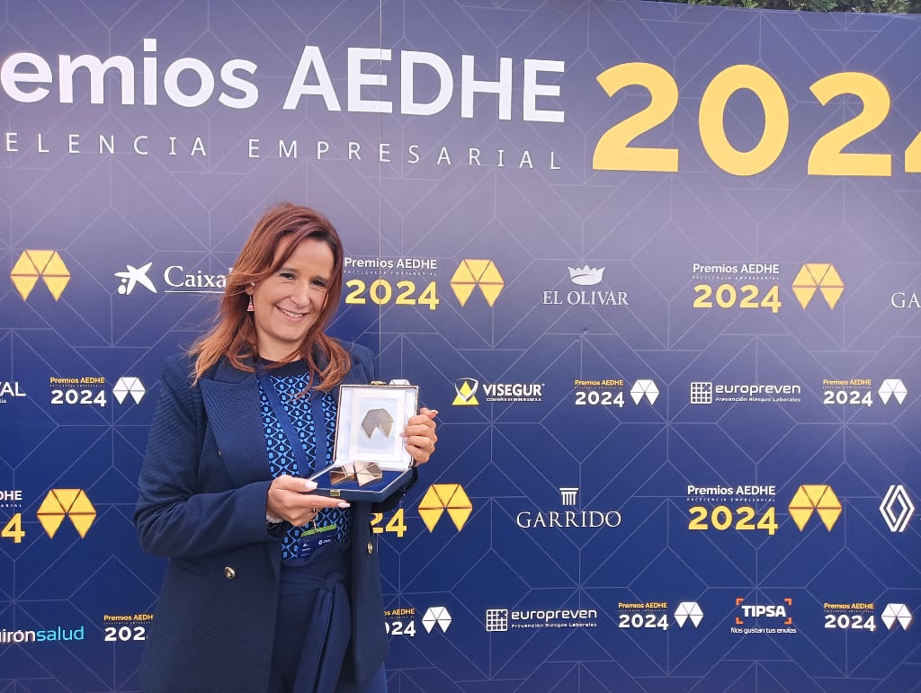 TIPSA premiada por su compromiso con la Responsabilidad Social Corporativa en los Premios a la Excelencia Empresarial de AEDHE